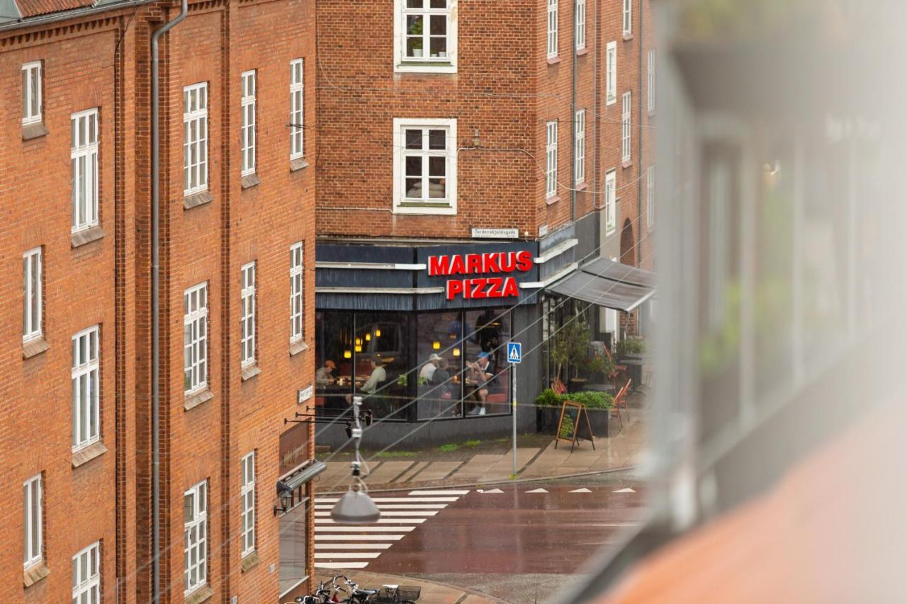 Come Stay In Penthouse With Room For 2-People Aarhus Exterior photo
